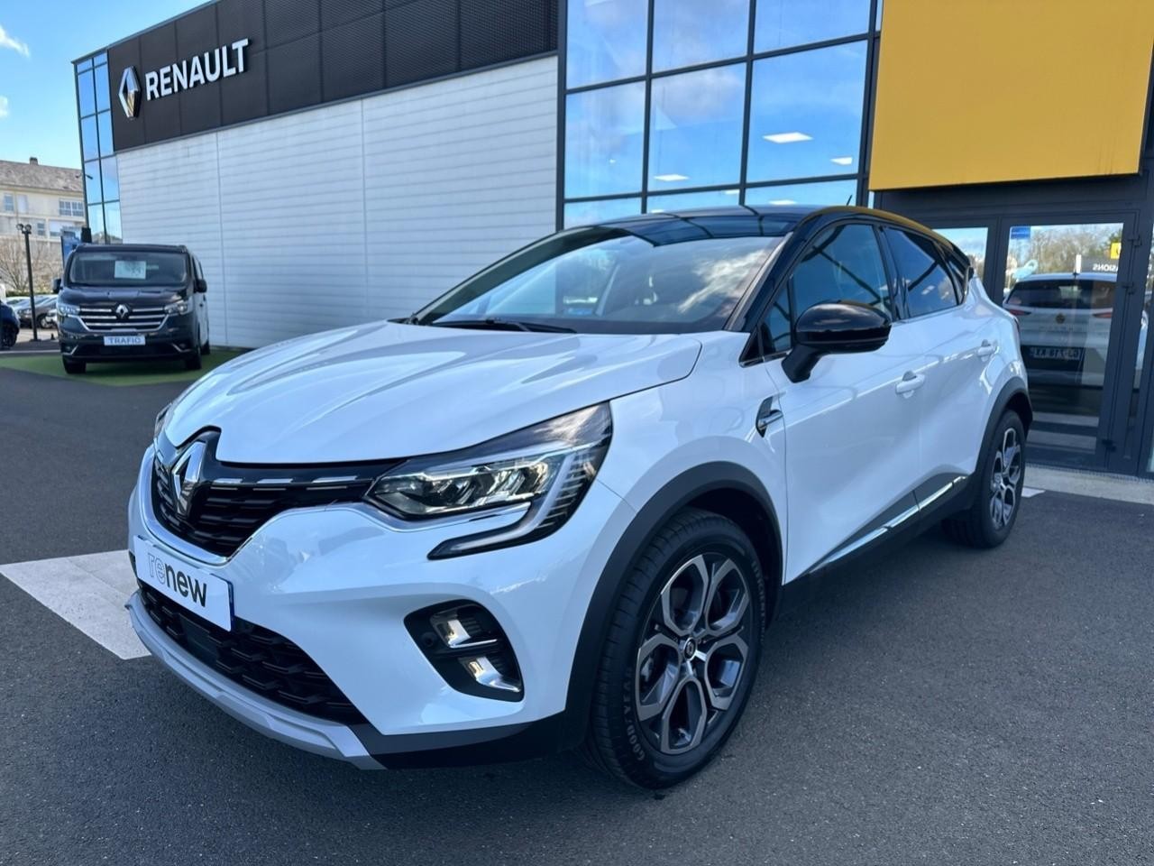 Renault Captur photo 1