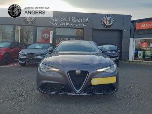 Alfa Romeo Giulia 