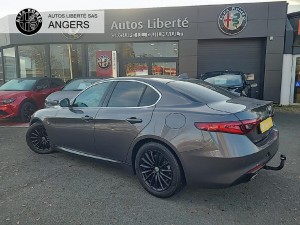 Alfa Romeo Giulia 